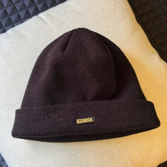 Diesel Black Ribbed Beanie Hat, One Size - Picture 2 of 4